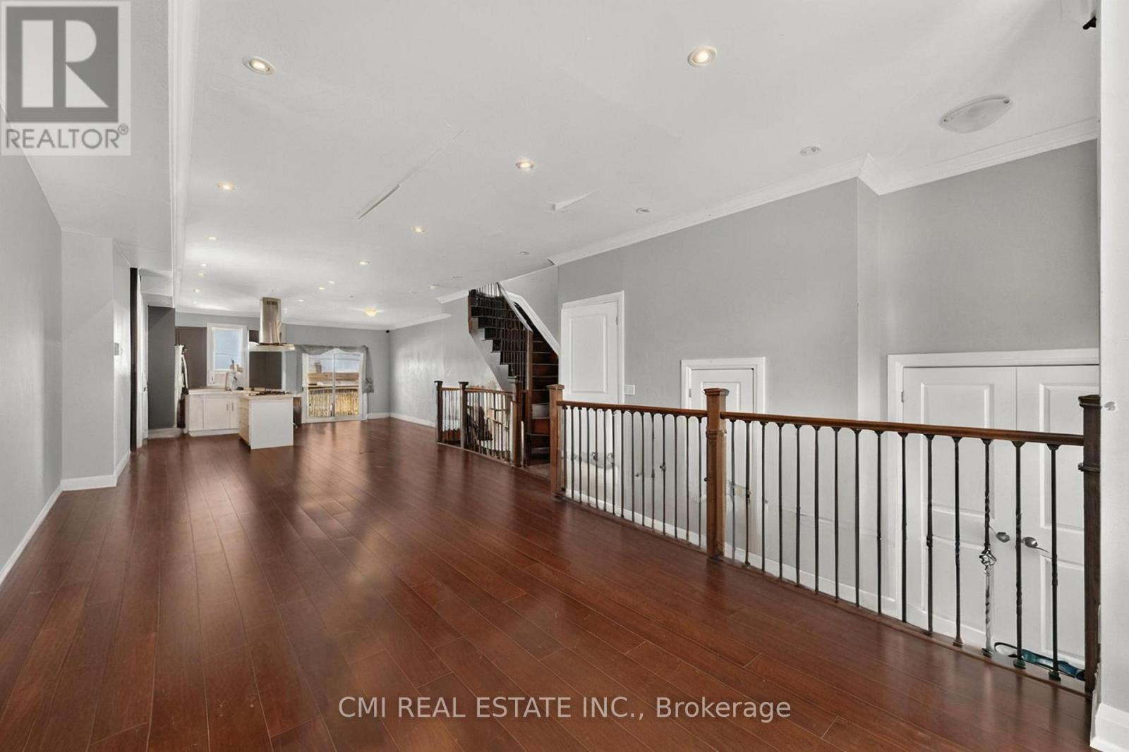 20 Jeavons Avenue, Toronto, ON