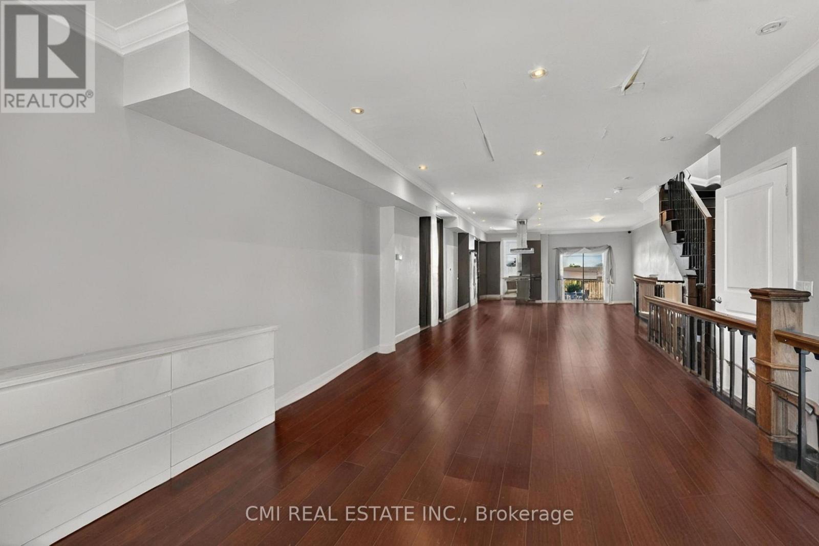 20 Jeavons Avenue, Toronto, ON