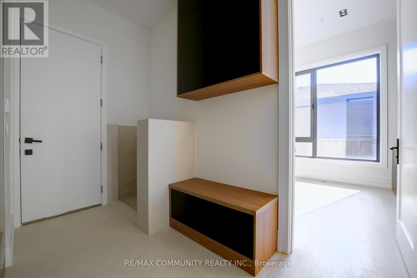 1349 Melton Drive, Mississauga, ON