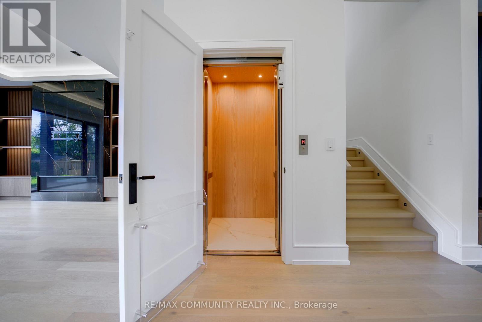 1349 Melton Drive, Mississauga, ON