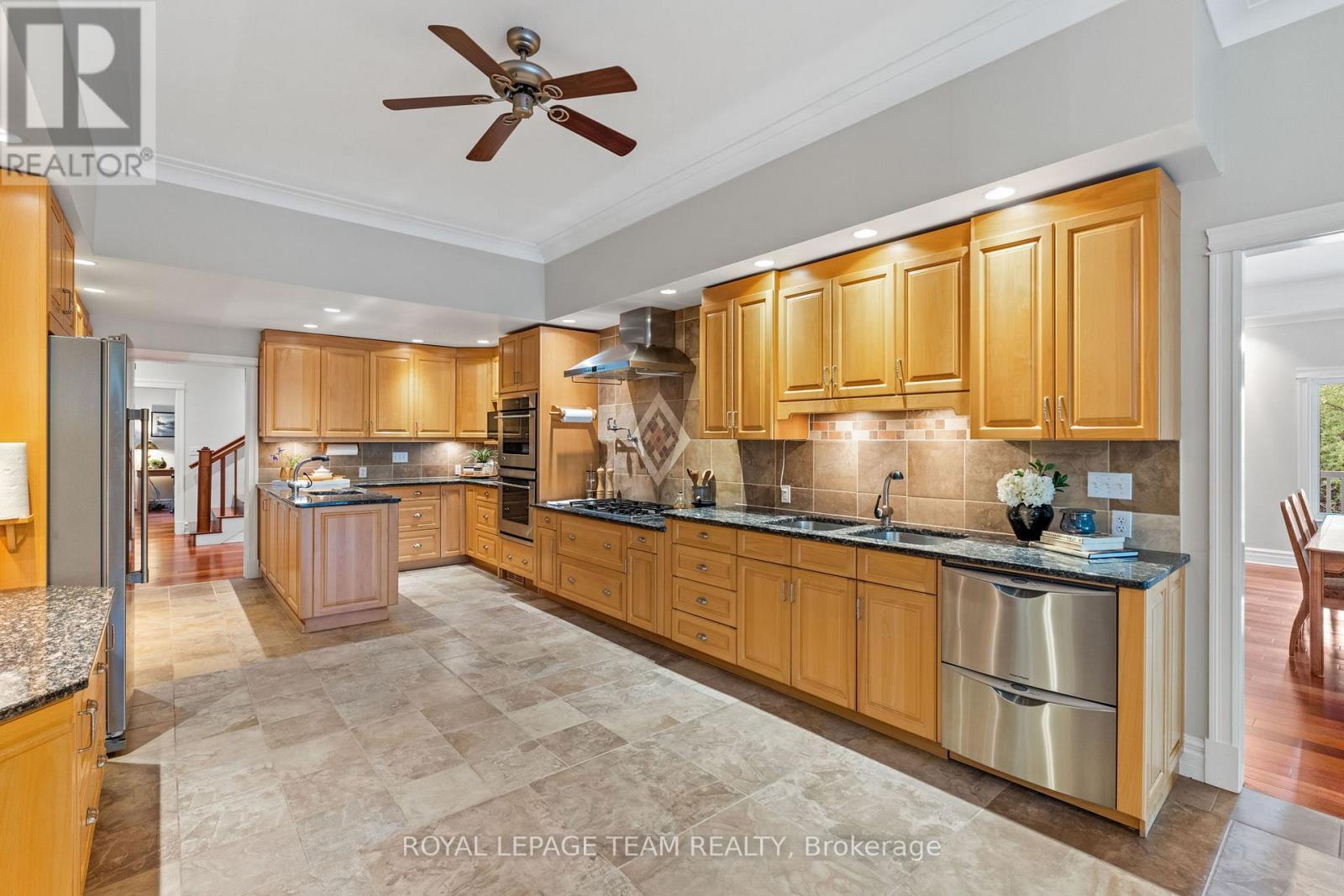 1526 Carsonby Road E, Ottawa, ON