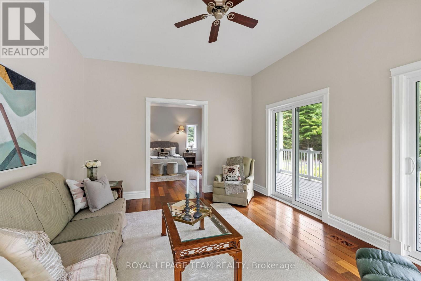 1526 Carsonby Road E, Ottawa, ON