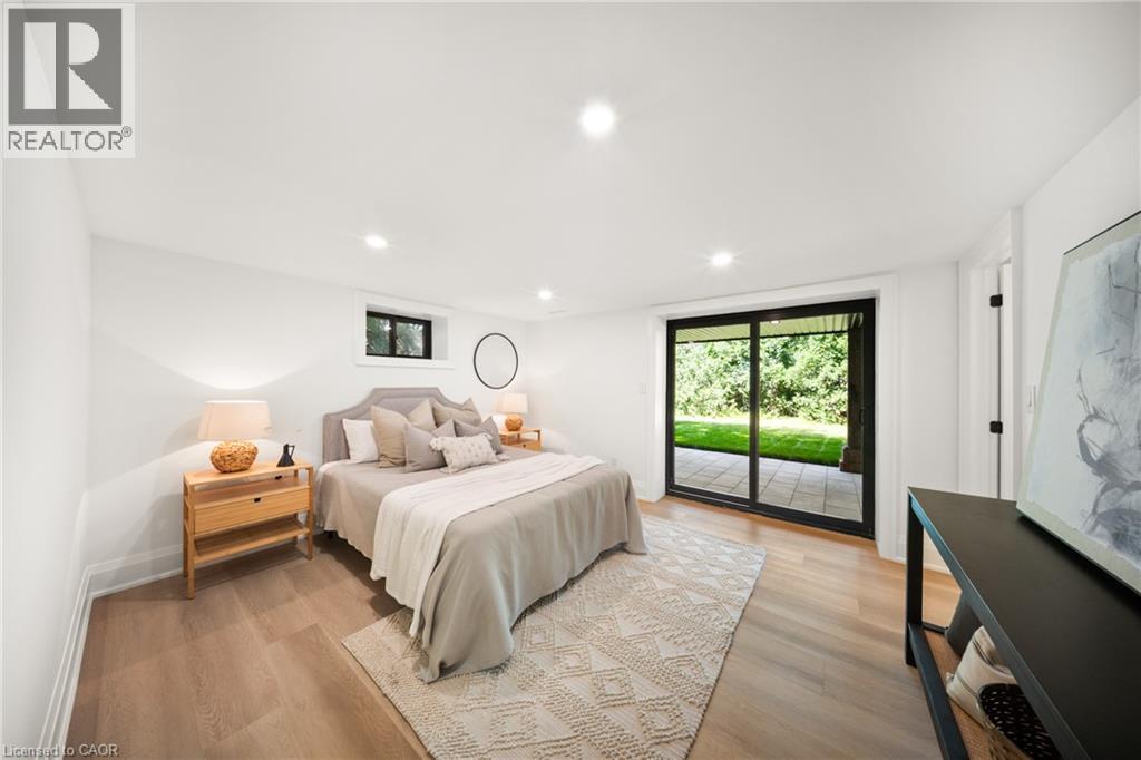 201 Trelawn Avenue, Oakville, ON
