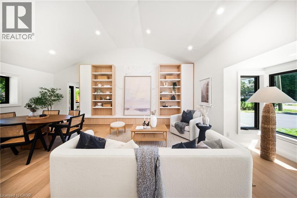 201 Trelawn Avenue, Oakville, ON
