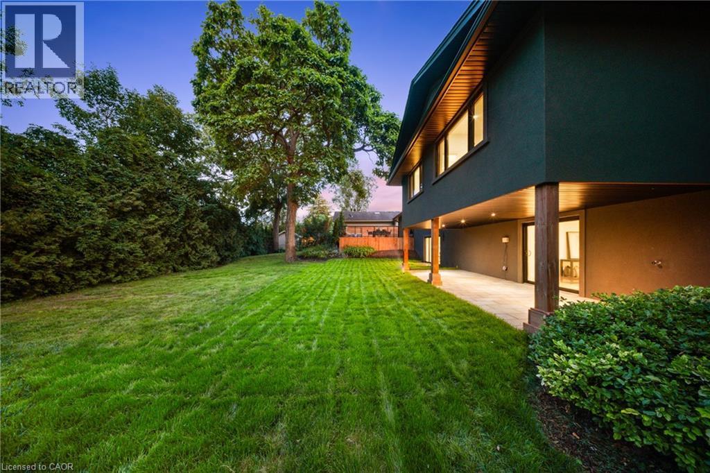 201 Trelawn Avenue, Oakville, ON