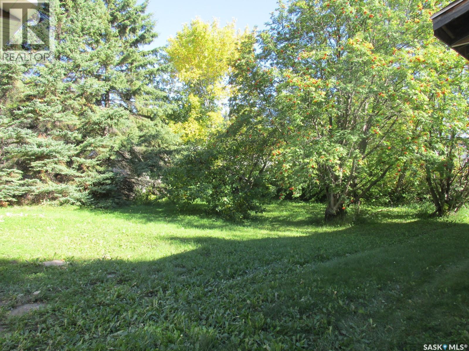 412 Guloien Avenue, White Fox, SK