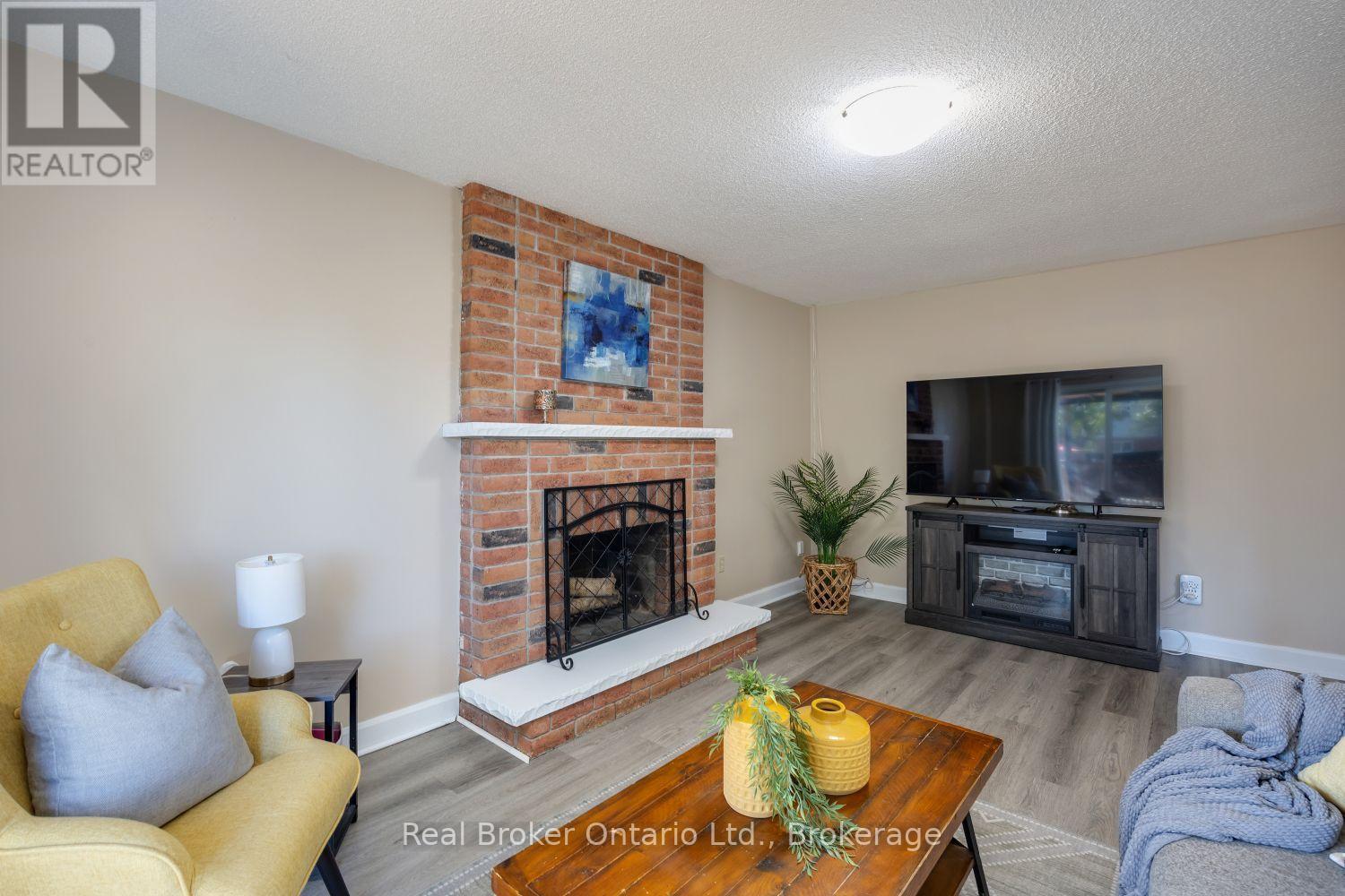 630 Cognac Crescent, Pickering (Amberlea), ON