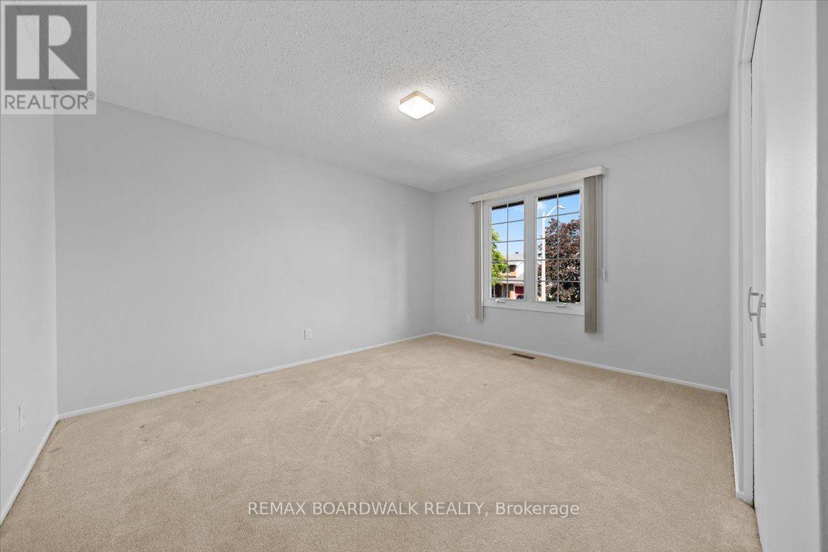 965 Cahill Drive W, Ottawa, ON