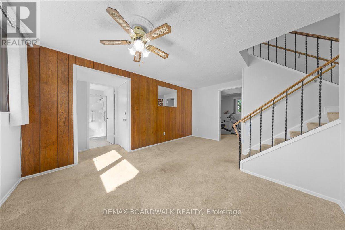 965 Cahill Drive W, Ottawa, ON