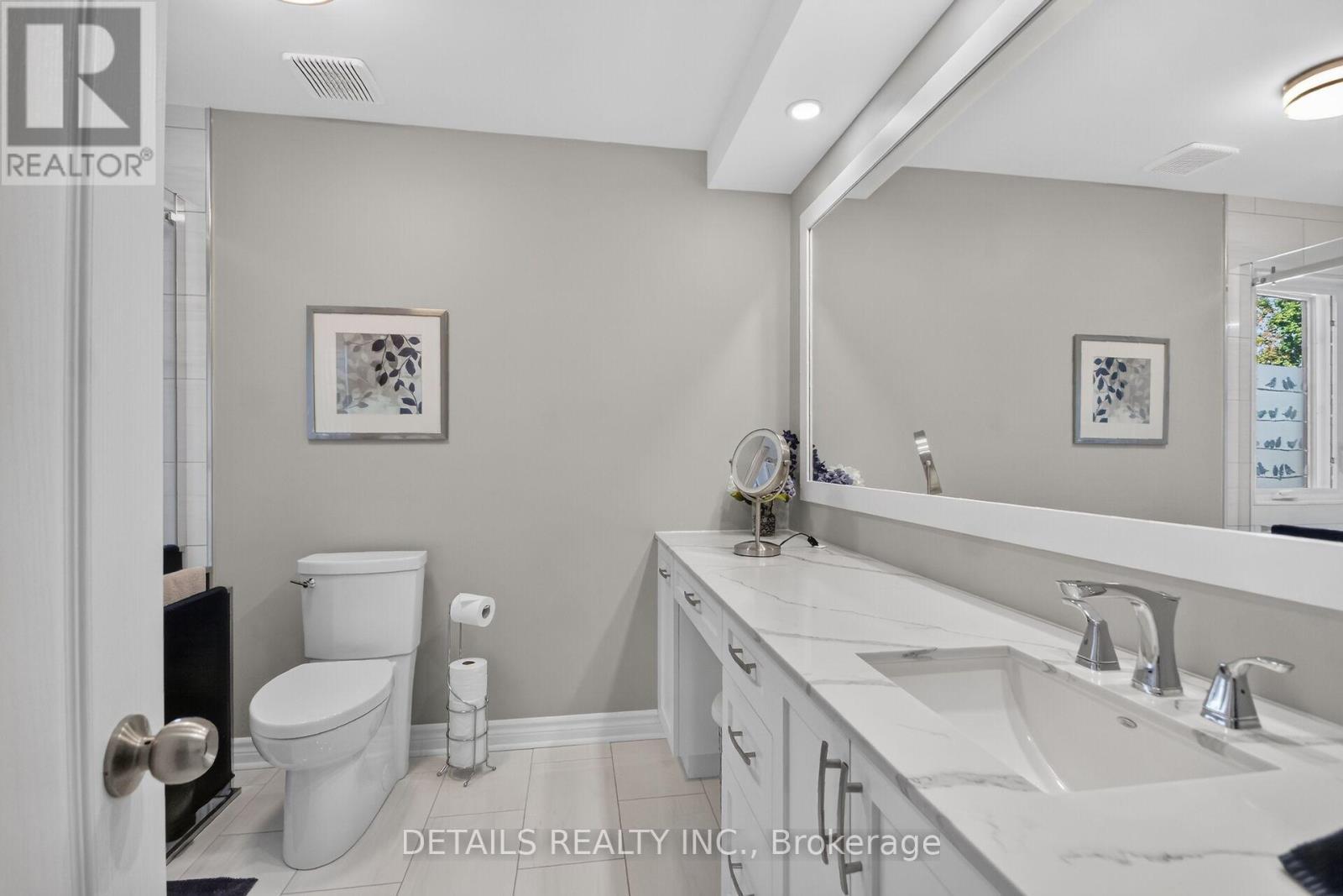 10 Forest Creek Drive, Ottawa, ON