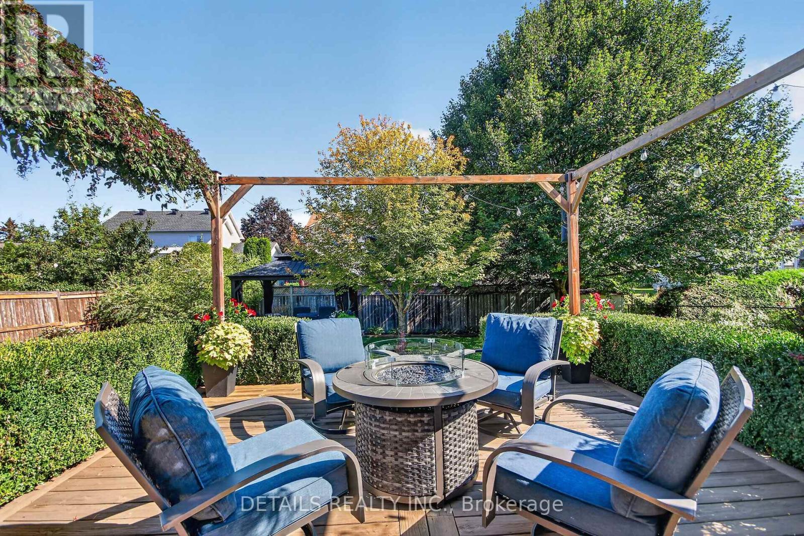10 Forest Creek Drive, Ottawa, ON