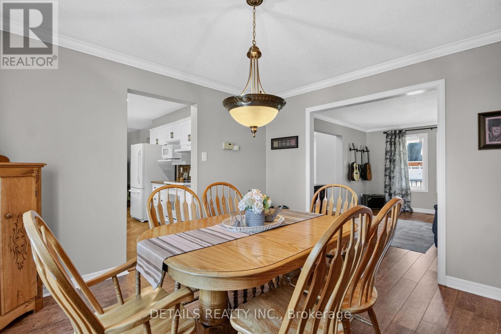 10 Forest Creek Drive, Ottawa, ON