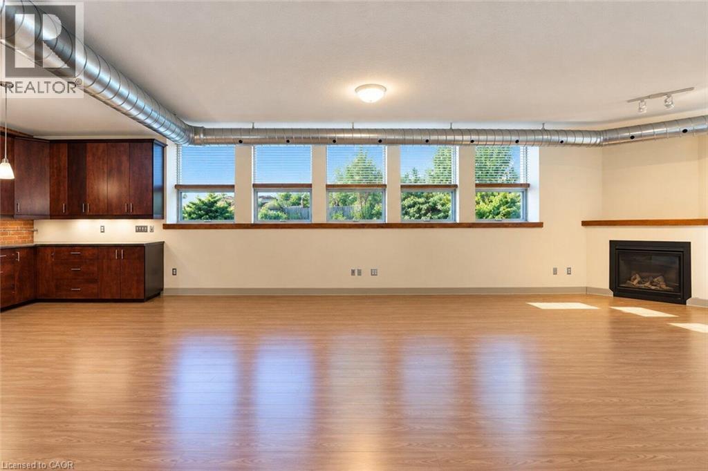 357 Hunter Street W Unit# 16, Hamilton, ON