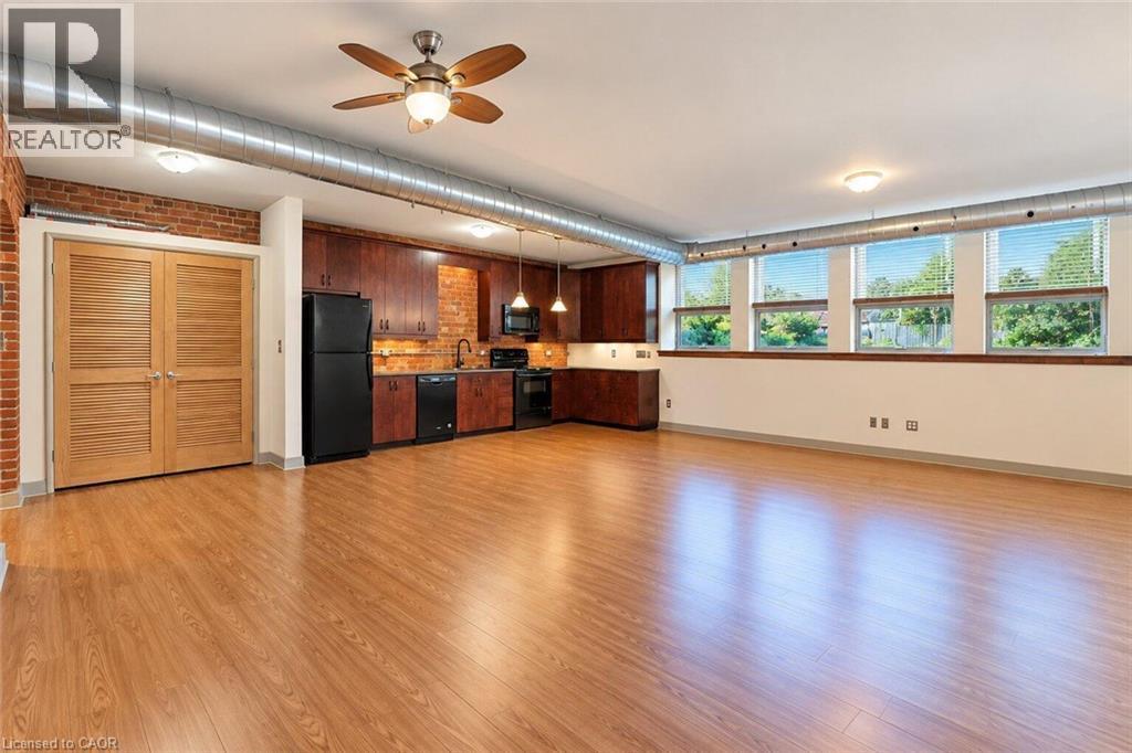 357 Hunter Street W Unit# 16, Hamilton, ON