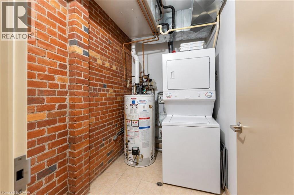 357 Hunter Street W Unit# 16, Hamilton, ON