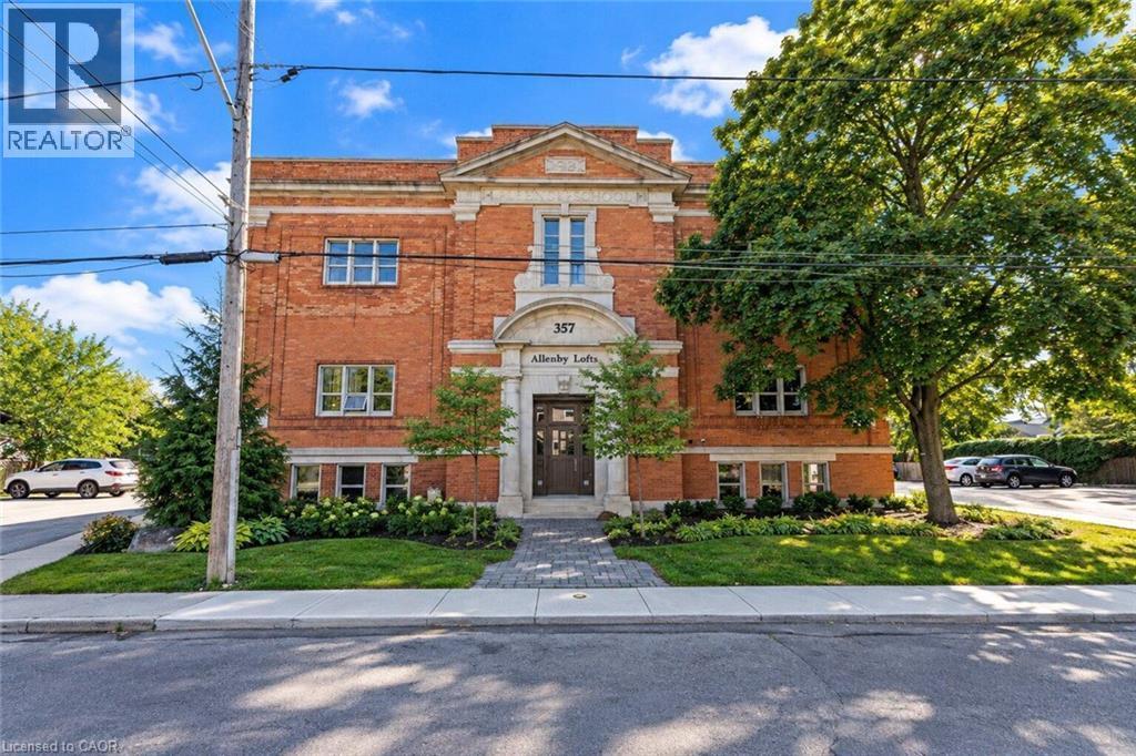 357 Hunter Street W Unit# 16, Hamilton, ON