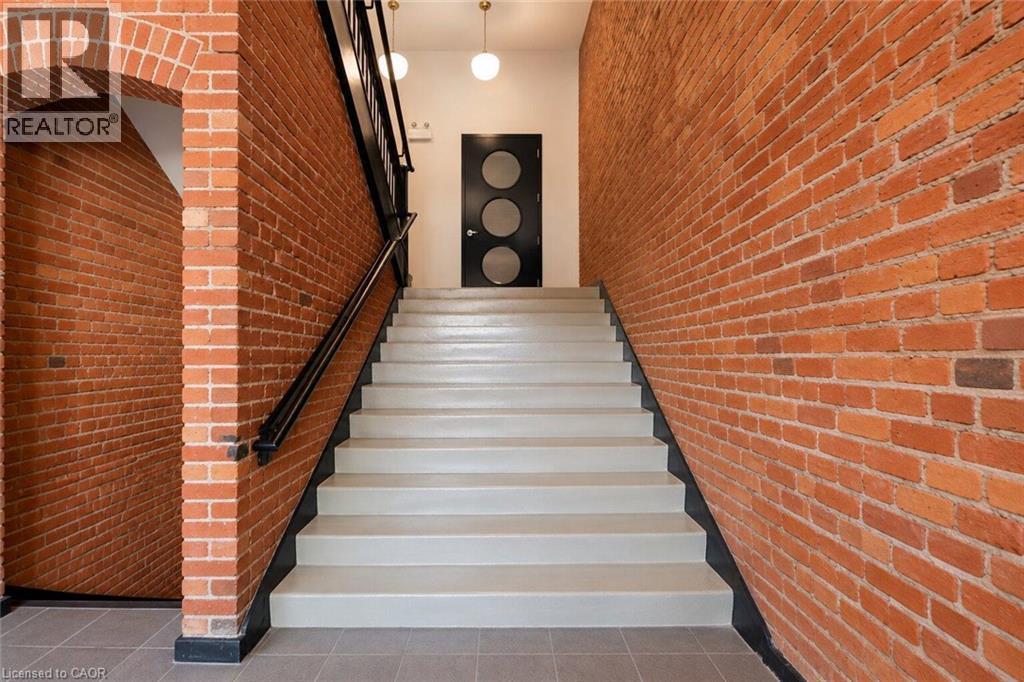 357 Hunter Street W Unit# 16, Hamilton, ON