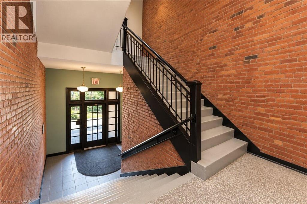 357 Hunter Street W Unit# 16, Hamilton, ON