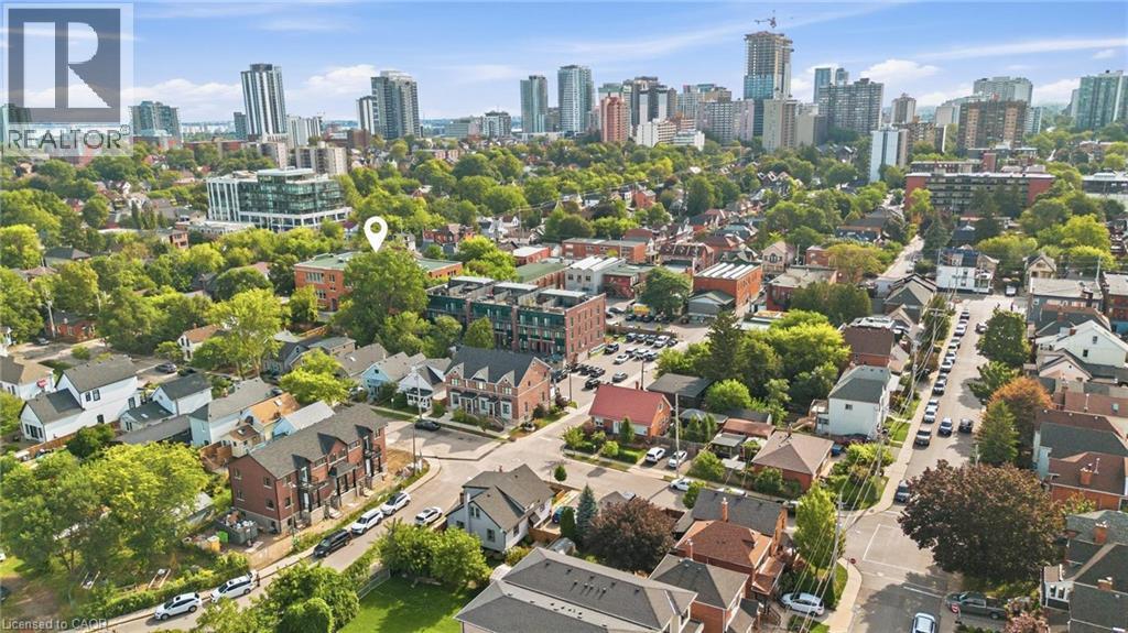 357 Hunter Street W Unit# 16, Hamilton, ON
