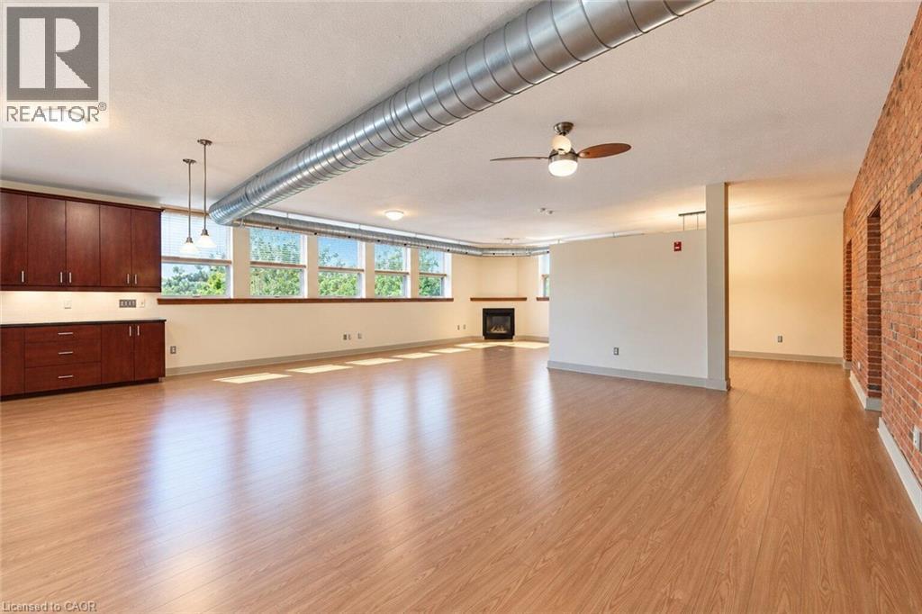 357 Hunter Street W Unit# 16, Hamilton, ON