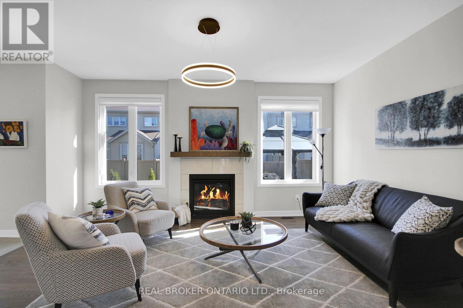 352 Finial Way, Ottawa, ON