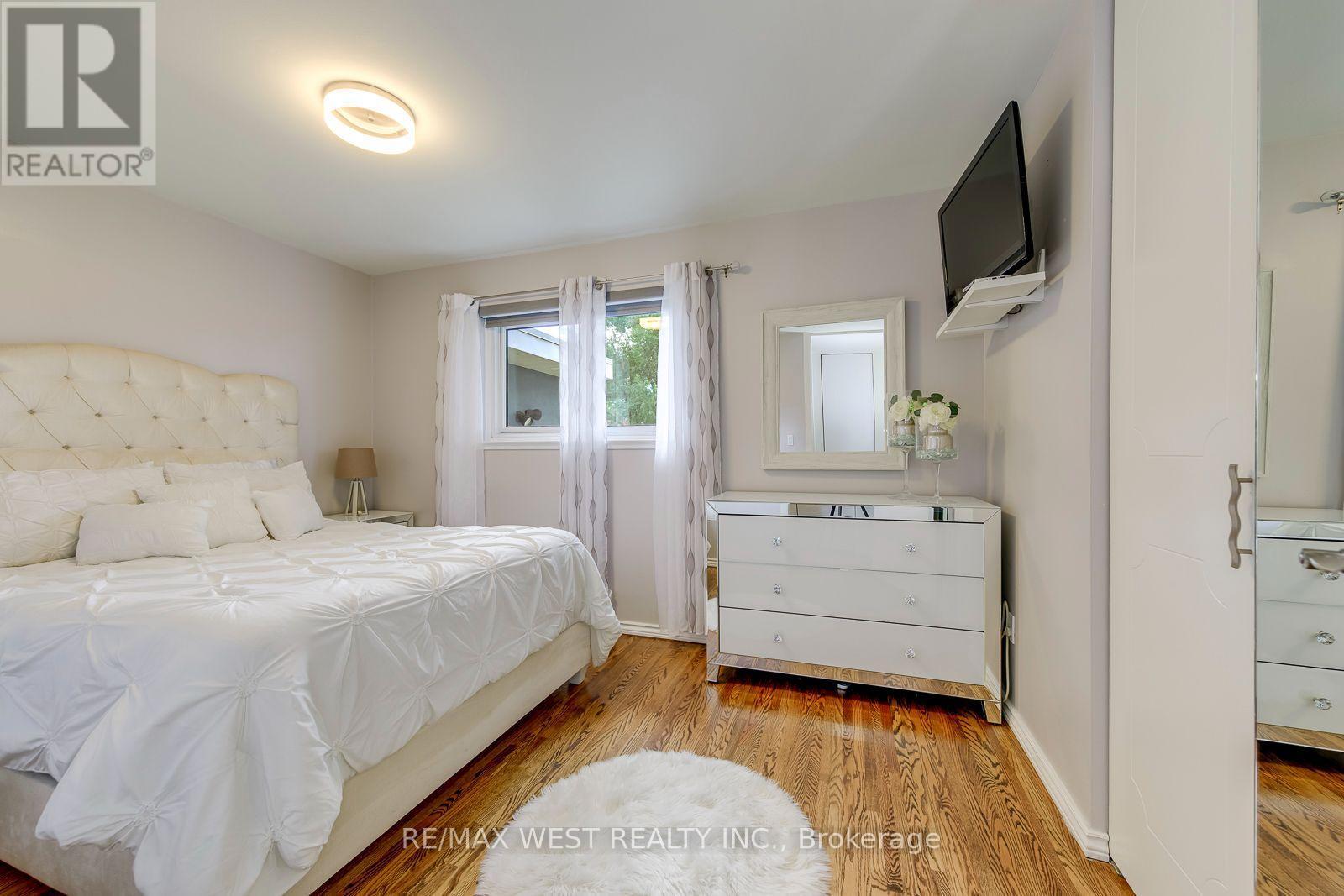 6 Millview Court, Toronto, ON