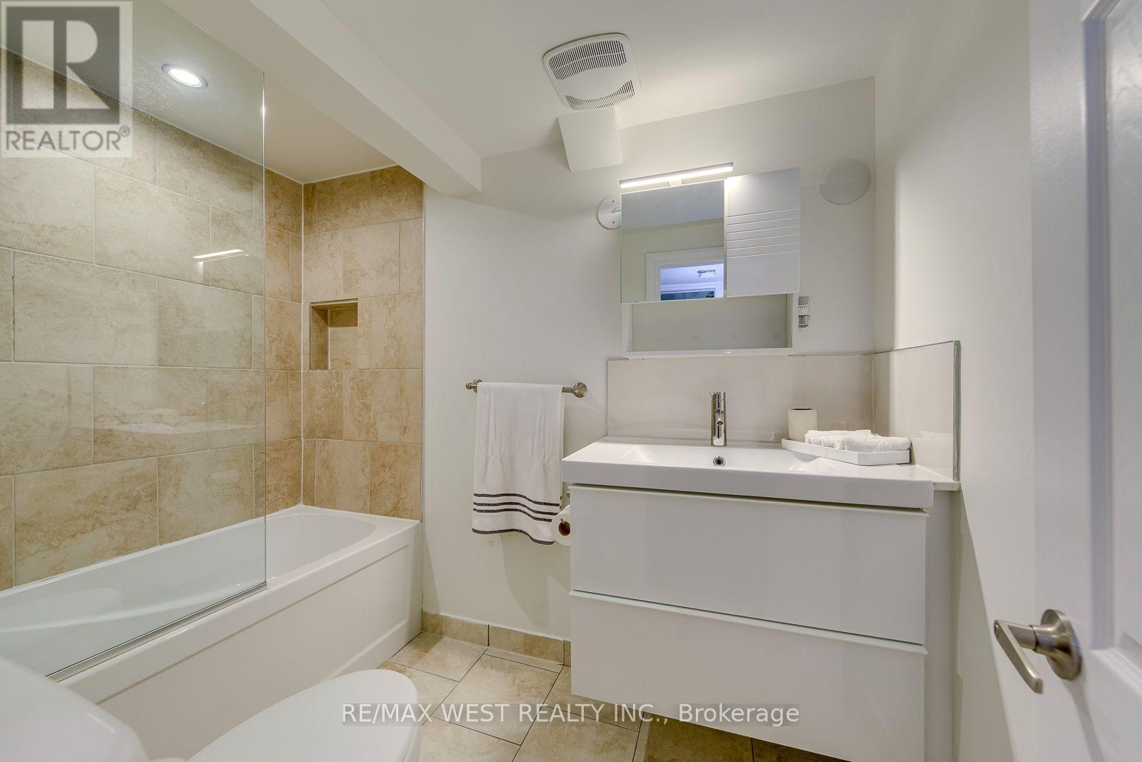 6 Millview Court, Toronto, ON