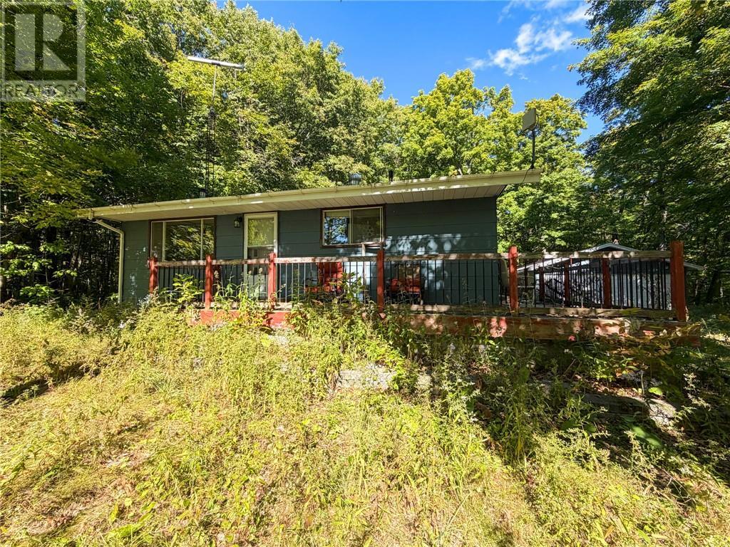 16 Bastien Road, Mindemoya, Manitoulin Island, ON