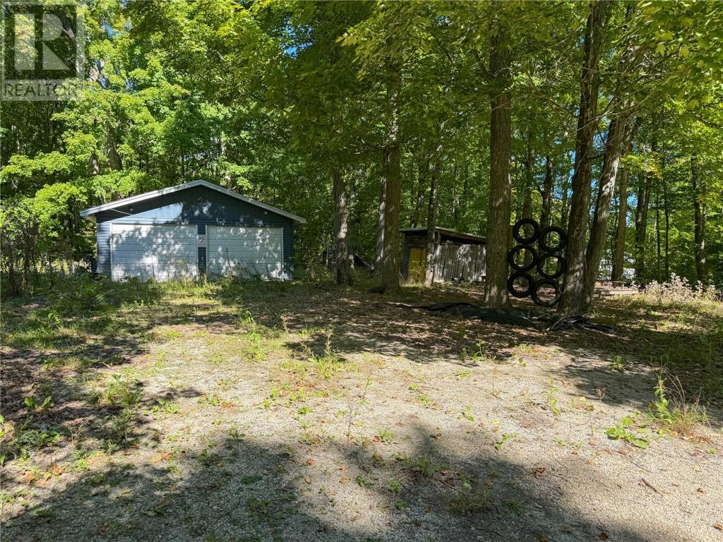 16 Bastien Road, Mindemoya, Manitoulin Island, ON