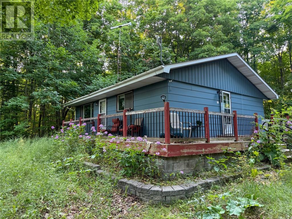 16 Bastien Road, Mindemoya, Manitoulin Island, ON