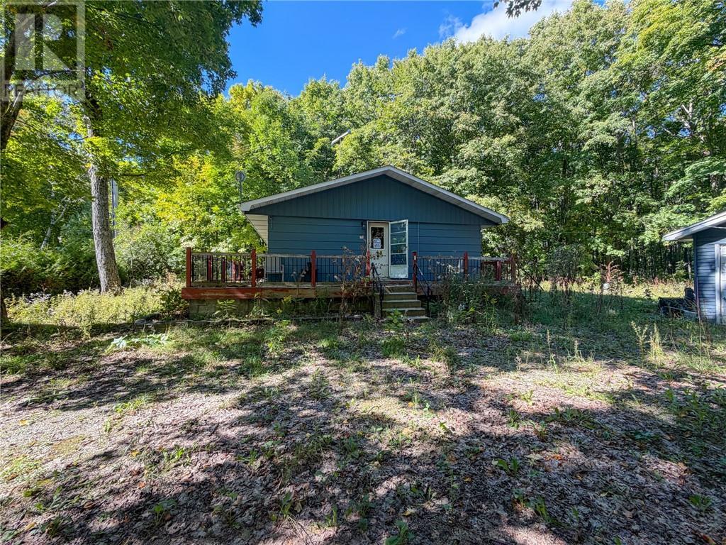 16 Bastien Road, Mindemoya, Manitoulin Island, ON