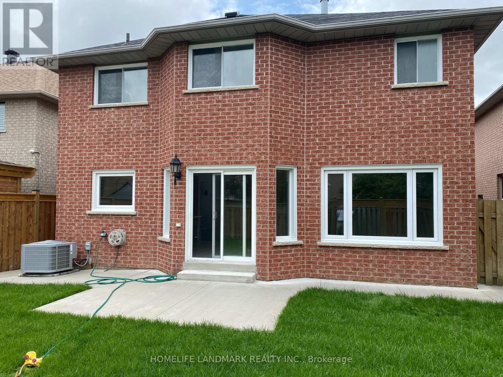 213 Barondale Drive, Mississauga, ON