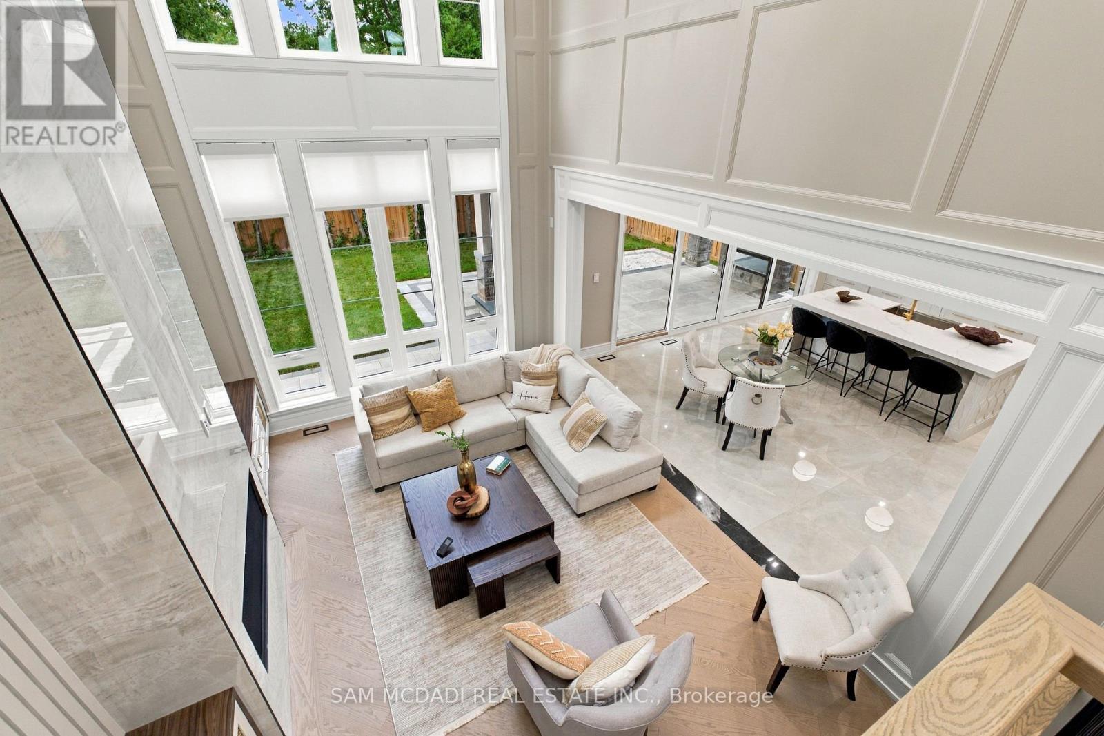 507 Wildwood Drive, Oakville, ON