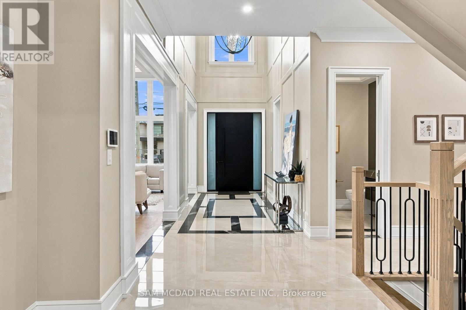 507 Wildwood Drive, Oakville, ON