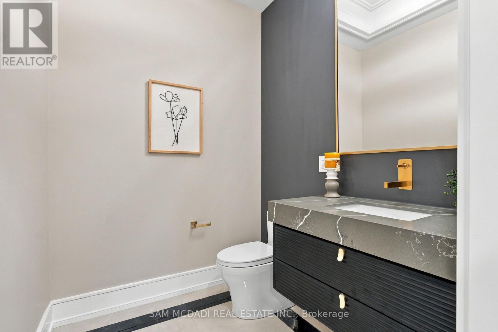507 Wildwood Drive, Oakville, ON