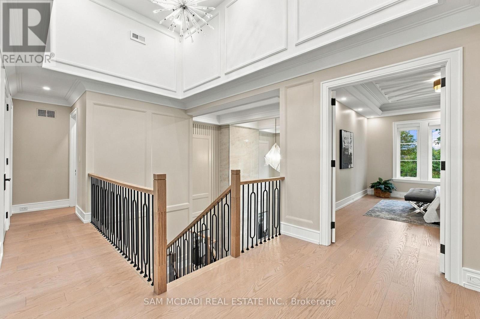 507 Wildwood Drive, Oakville, ON