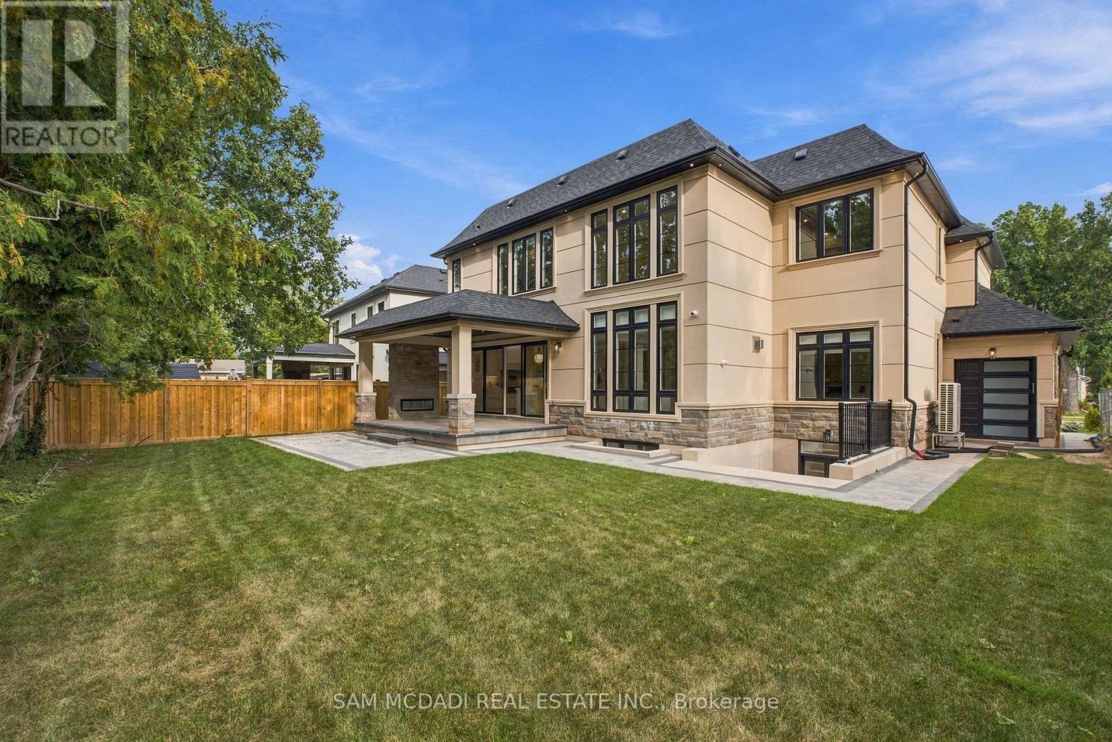 507 Wildwood Drive, Oakville, ON