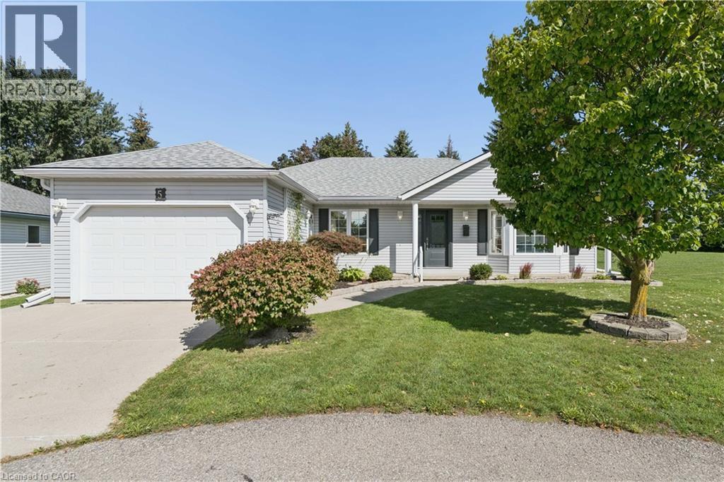 5 Eastview Place, New Hamburg, ON
