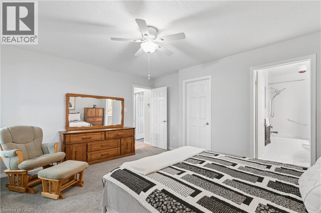 5 Eastview Place, New Hamburg, ON