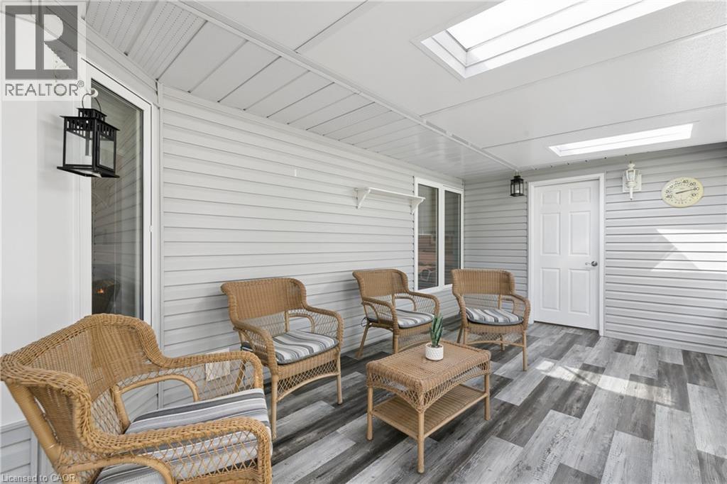 5 Eastview Place, New Hamburg, ON