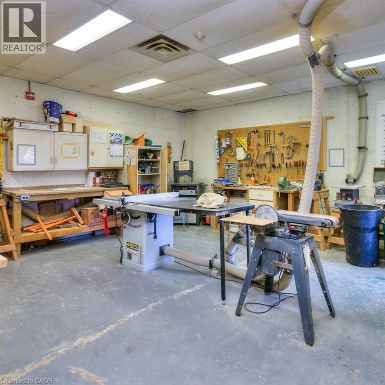 5 Eastview Place, New Hamburg, ON
