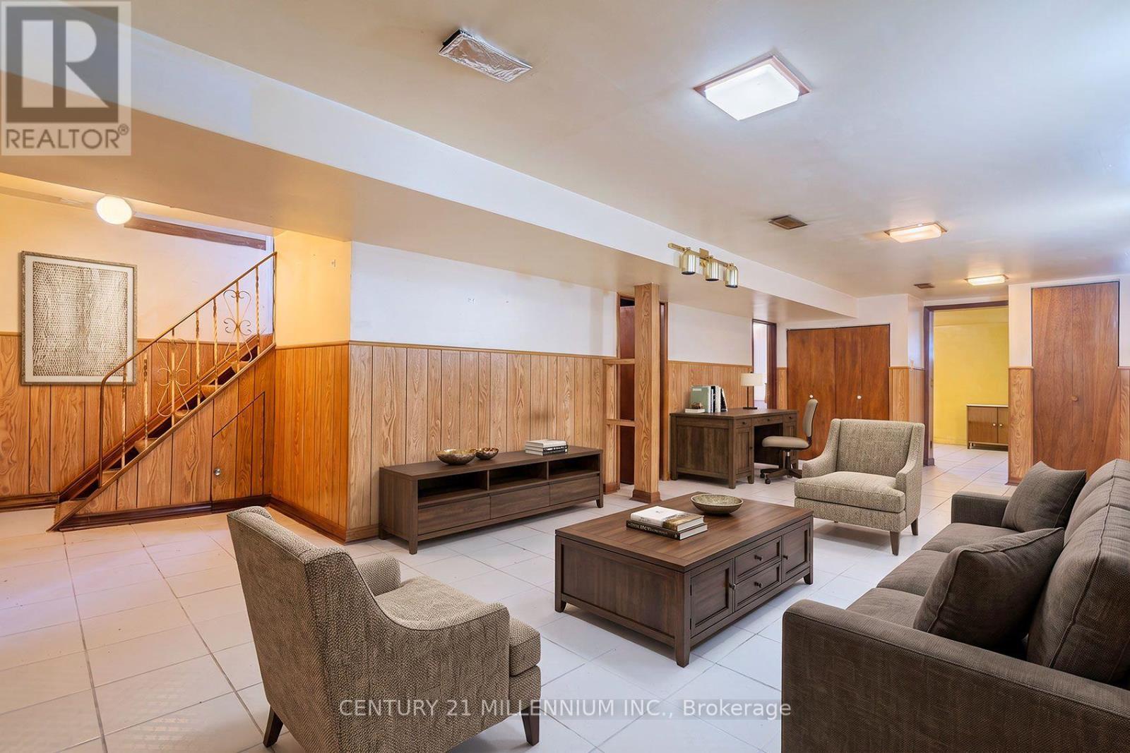 16 Rochdale Avenue, Toronto, ON