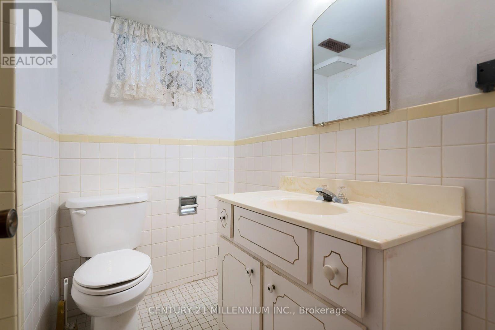 16 Rochdale Avenue, Toronto, ON
