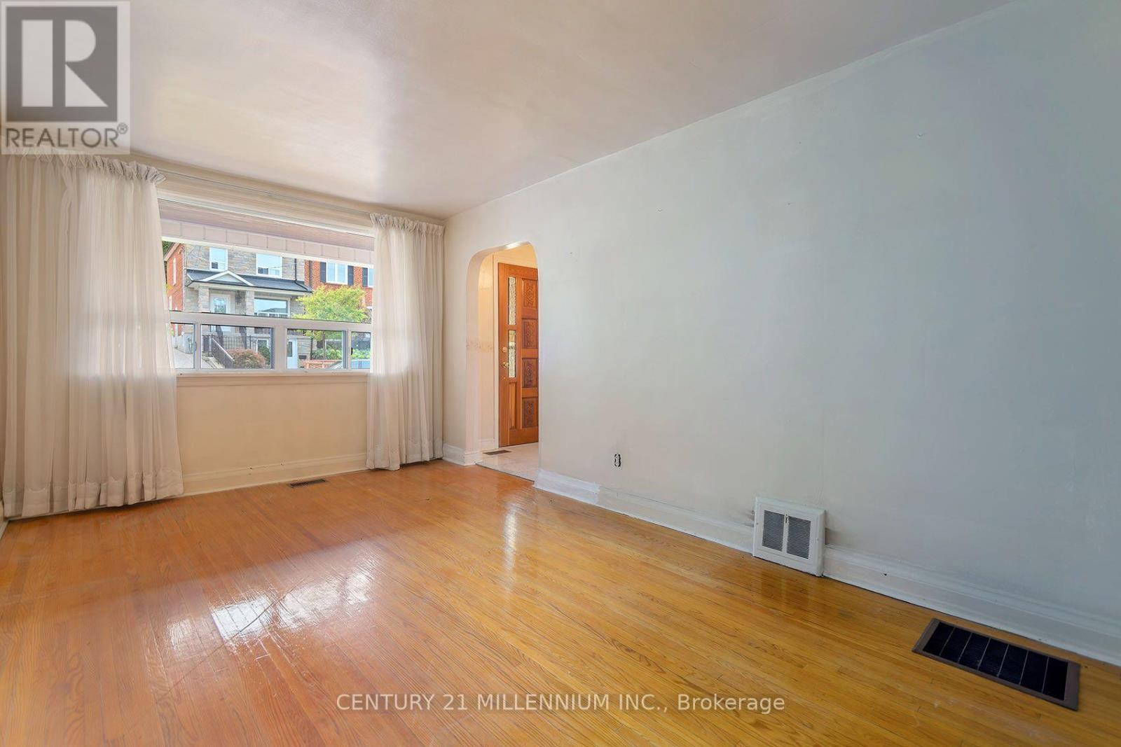 16 Rochdale Avenue, Toronto, ON