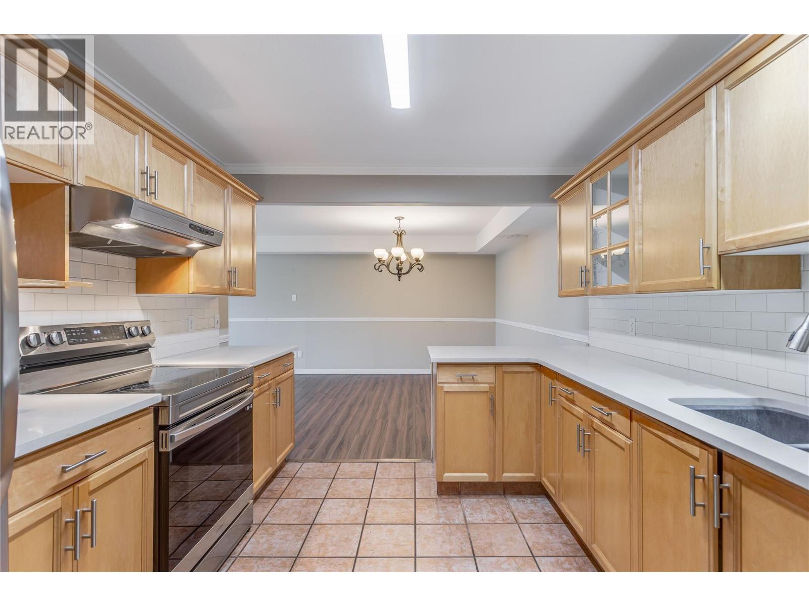 200 Dougall Road N Unit# 207, Kelowna, BC
