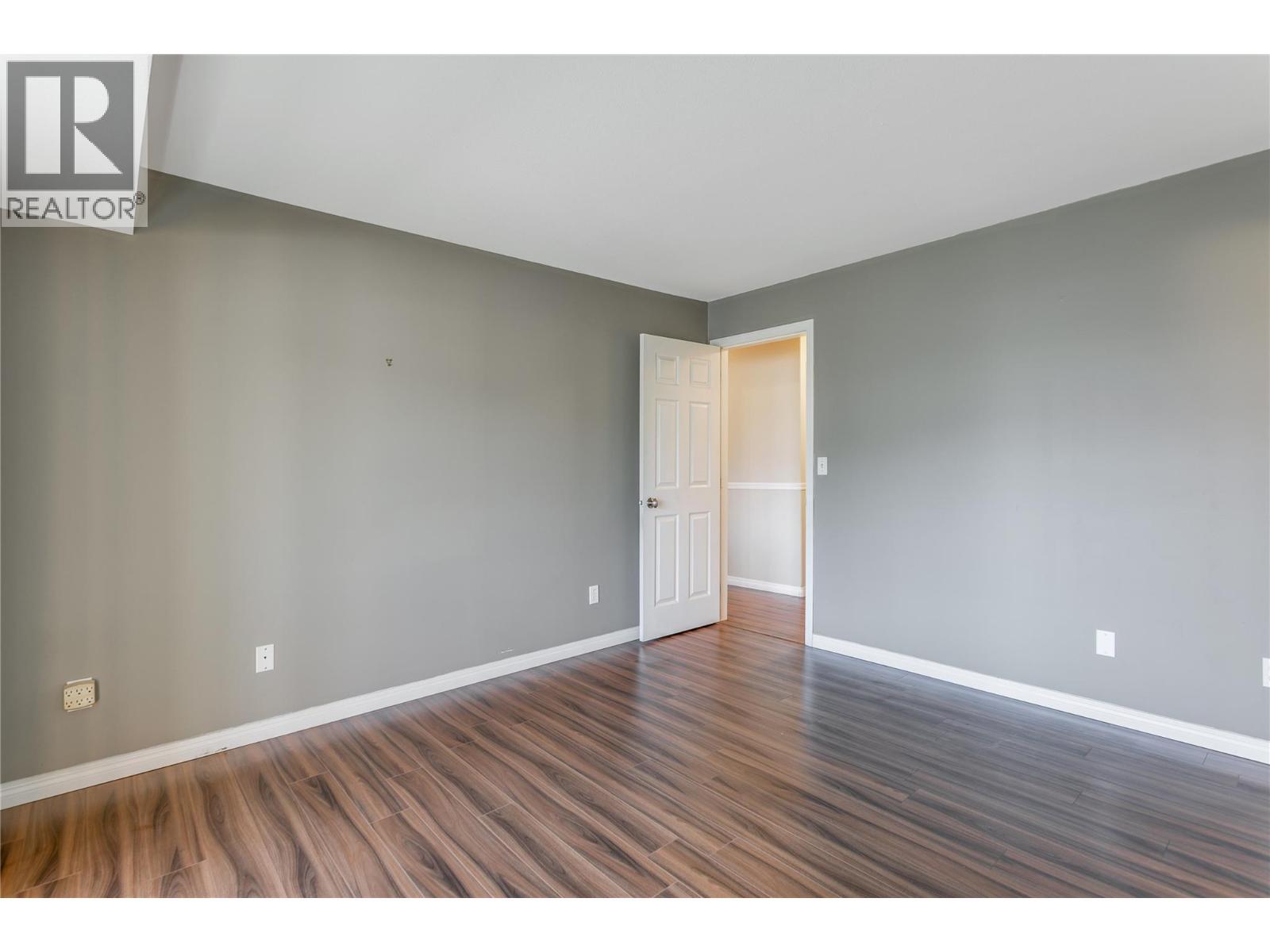 200 Dougall Road N Unit# 207, Kelowna, BC