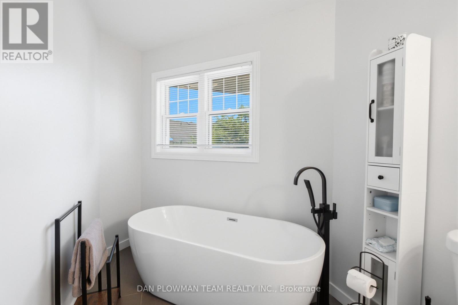 H11 - 76 - 1661 Nash Road, Clarington, ON