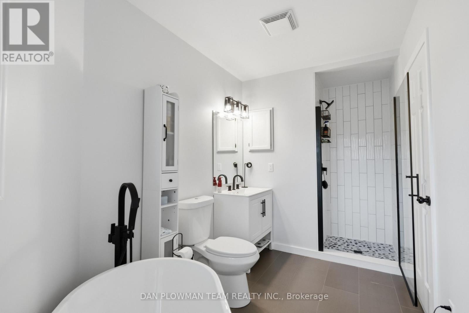 H11 - 76 - 1661 Nash Road, Clarington, ON