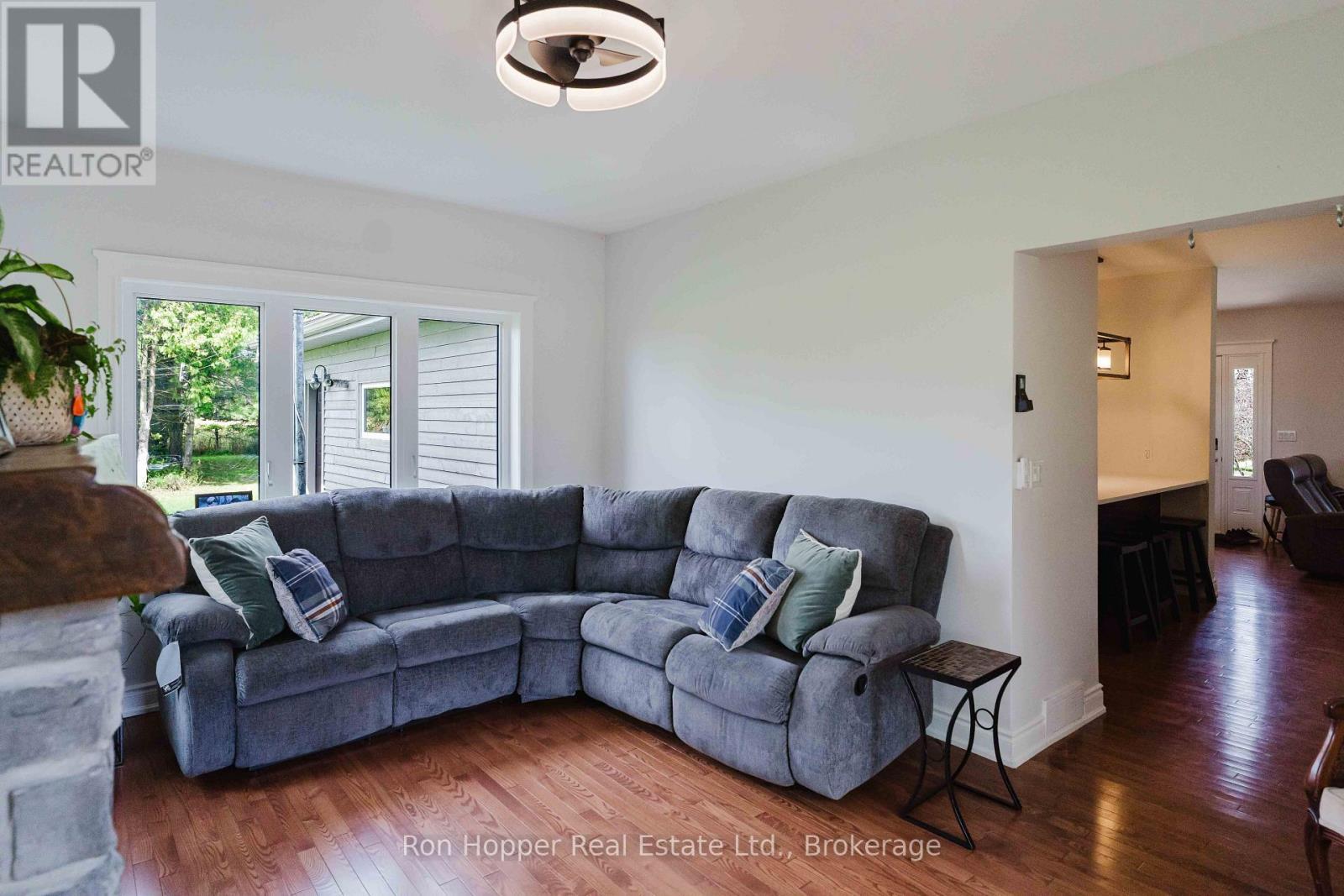 317670 6&10 Highway, Georgian Bluffs, ON