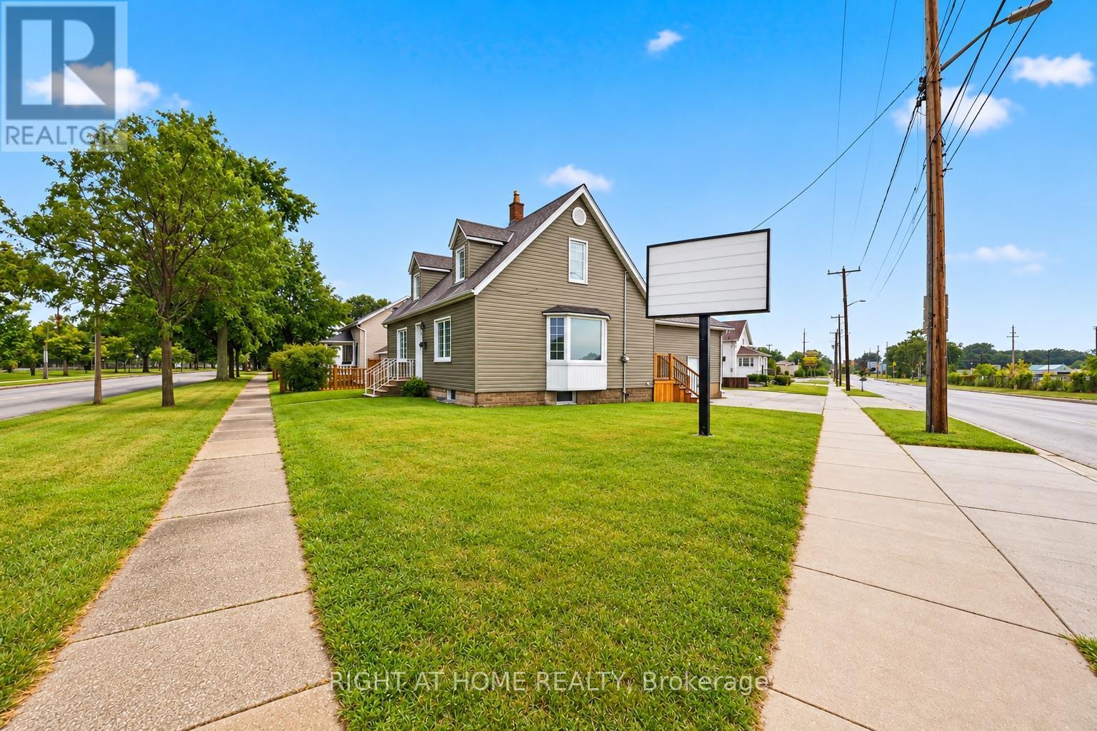 229 Water Street, Sarnia, ON
